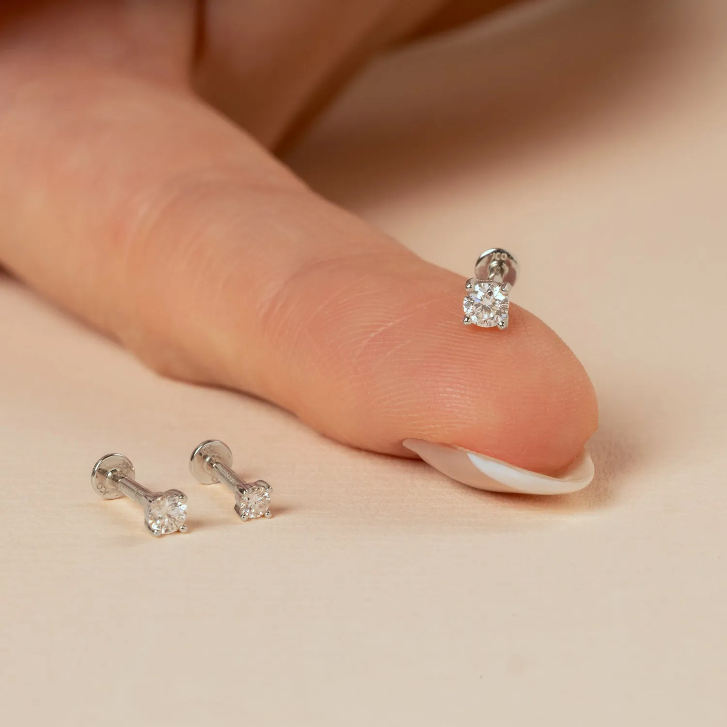 14K Solid Gold Mini Diamond Threaded Labret Earring