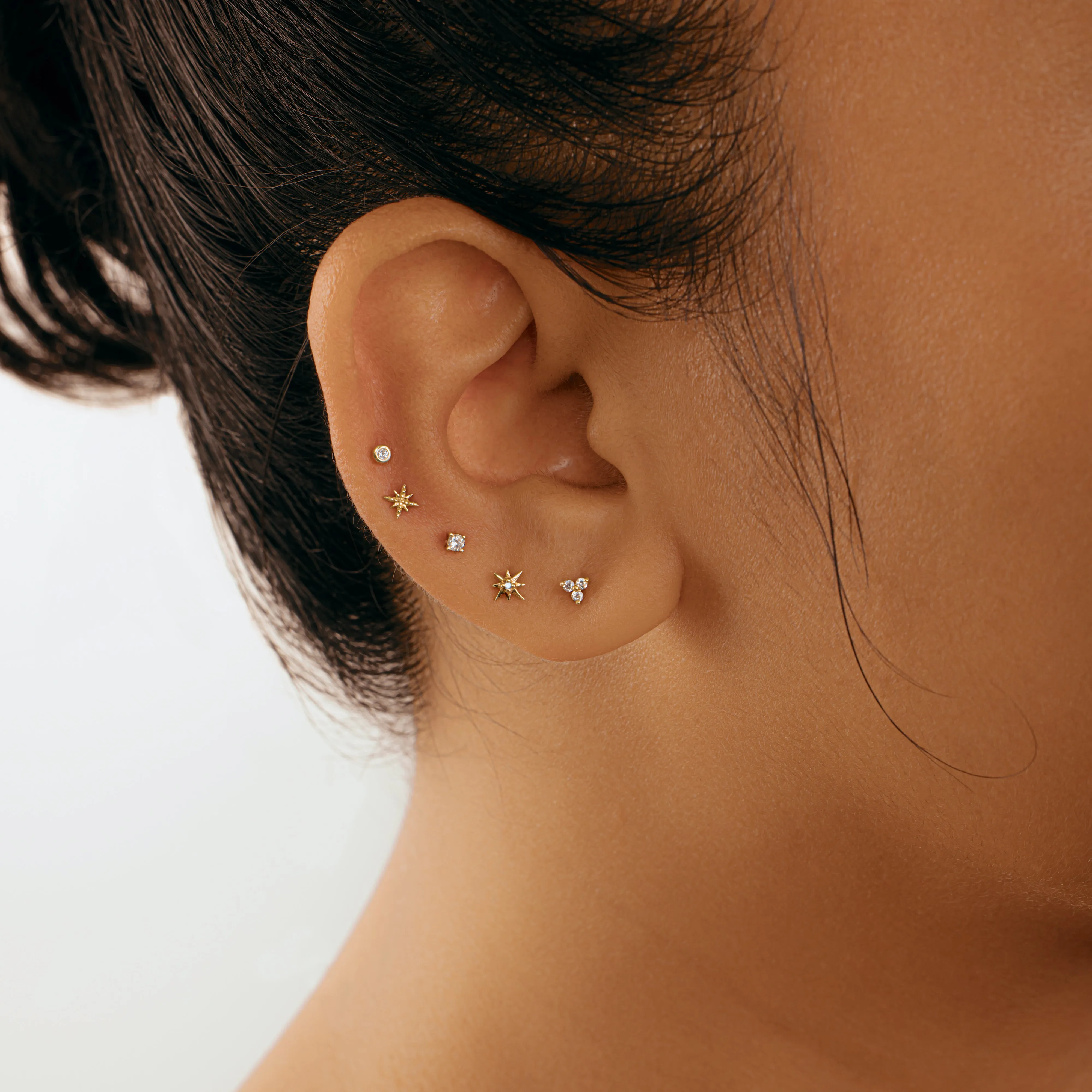 14K Solid Gold Mini Diamond Threaded Labret Earring