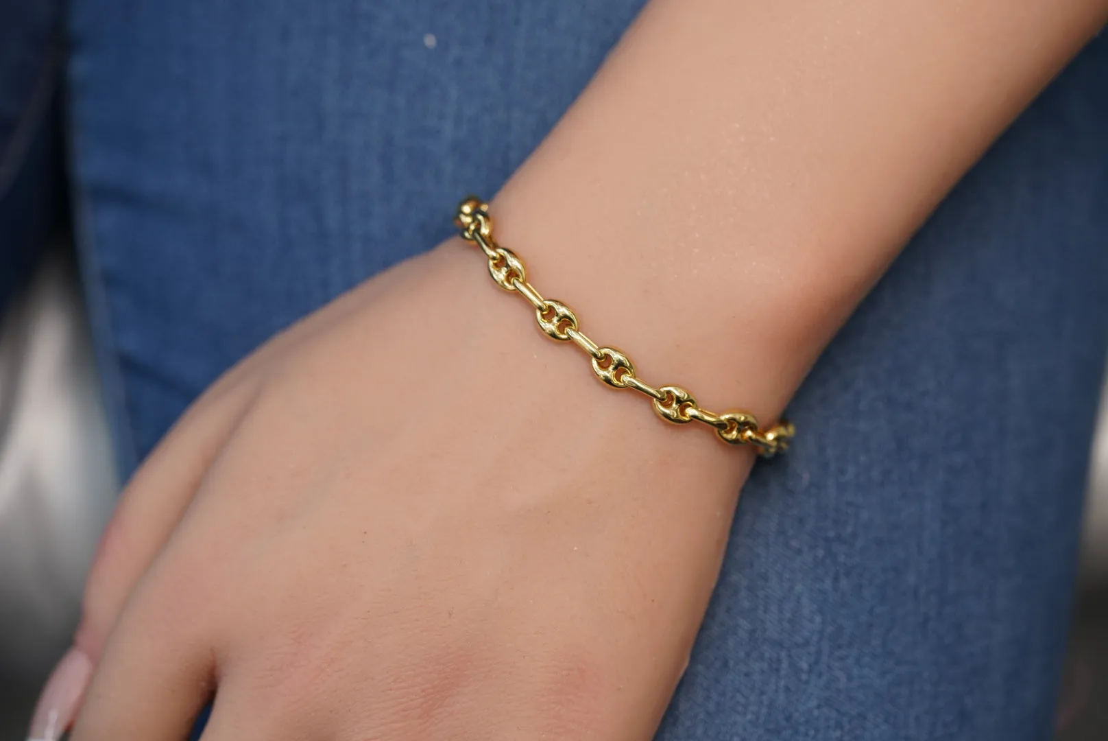 18k Nautical Elegance – Puffed Mariner Bracelet with a Luxurious Twist
