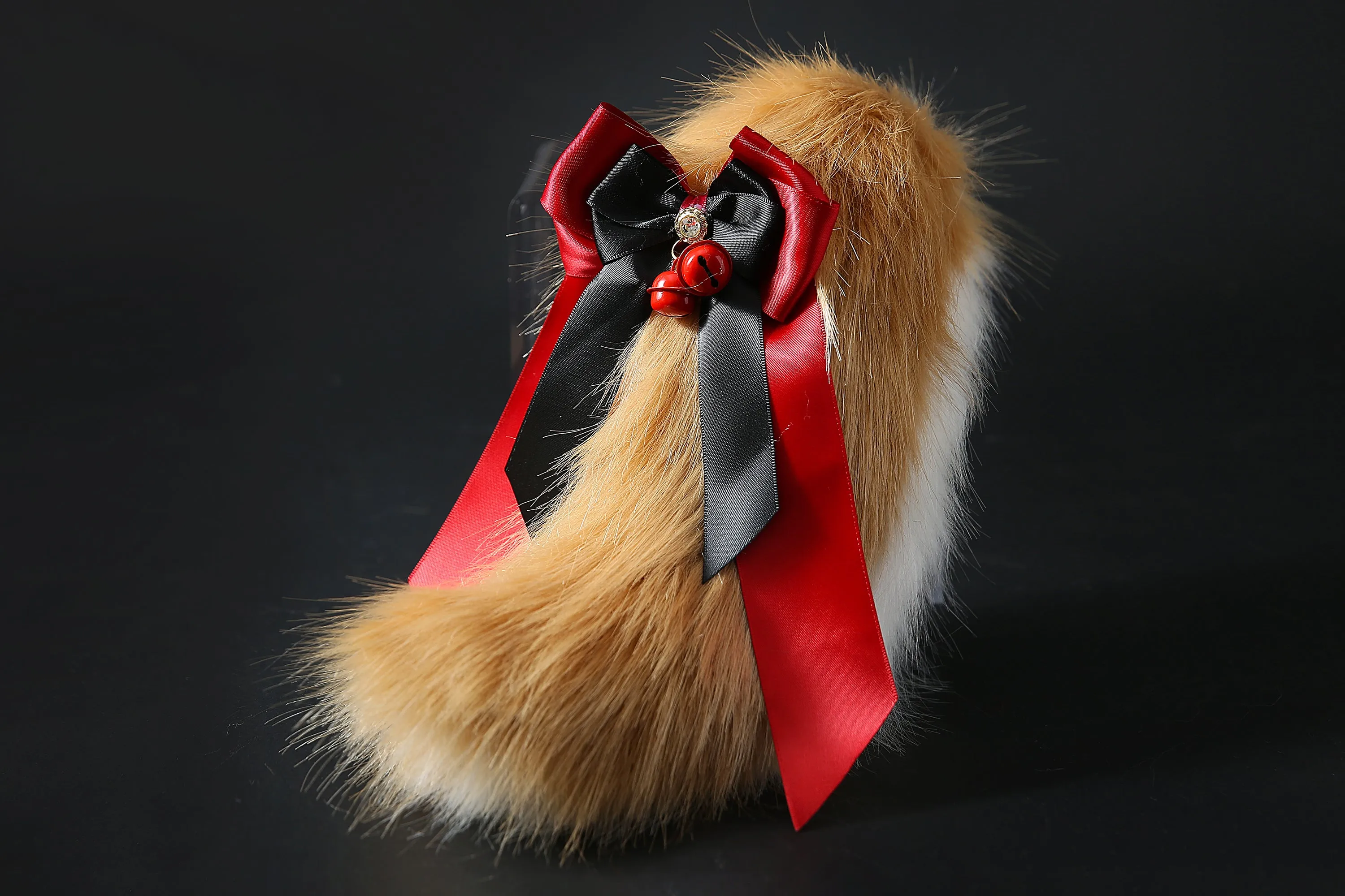 deer ears and tail