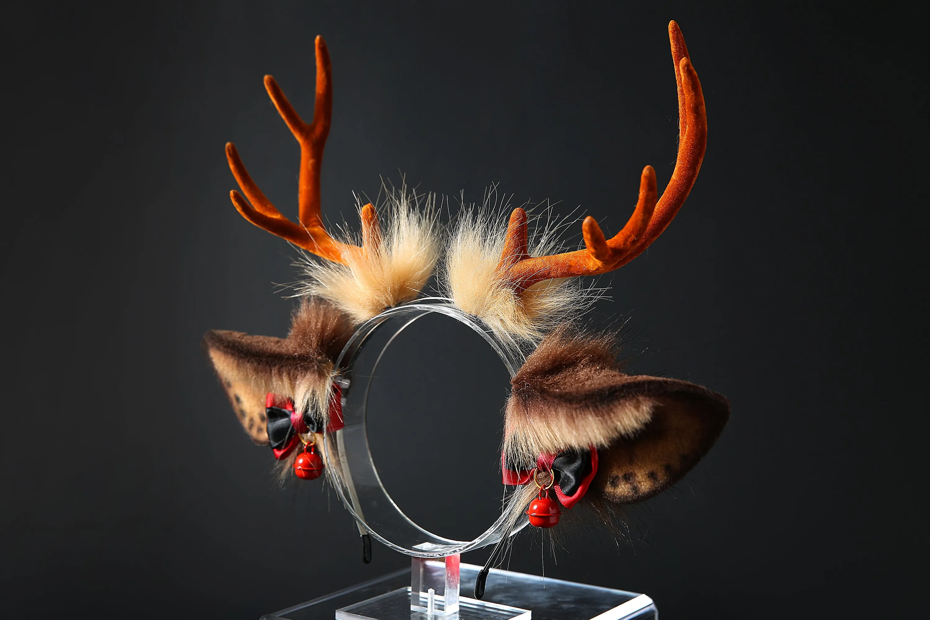 deer ears and tail