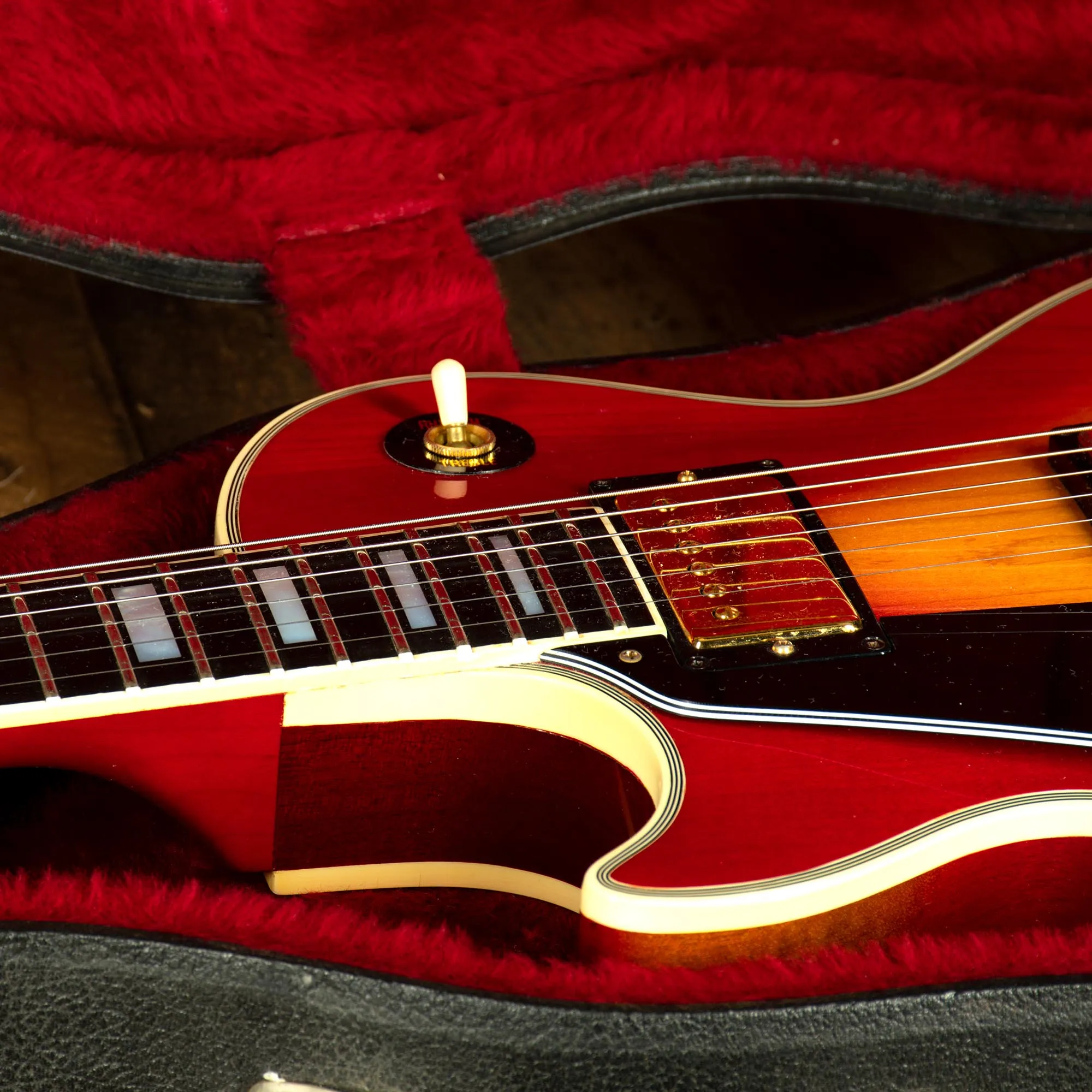Gibson 1980 Les Paul Custom Lefty Cherry Sunburst With OHC - Used