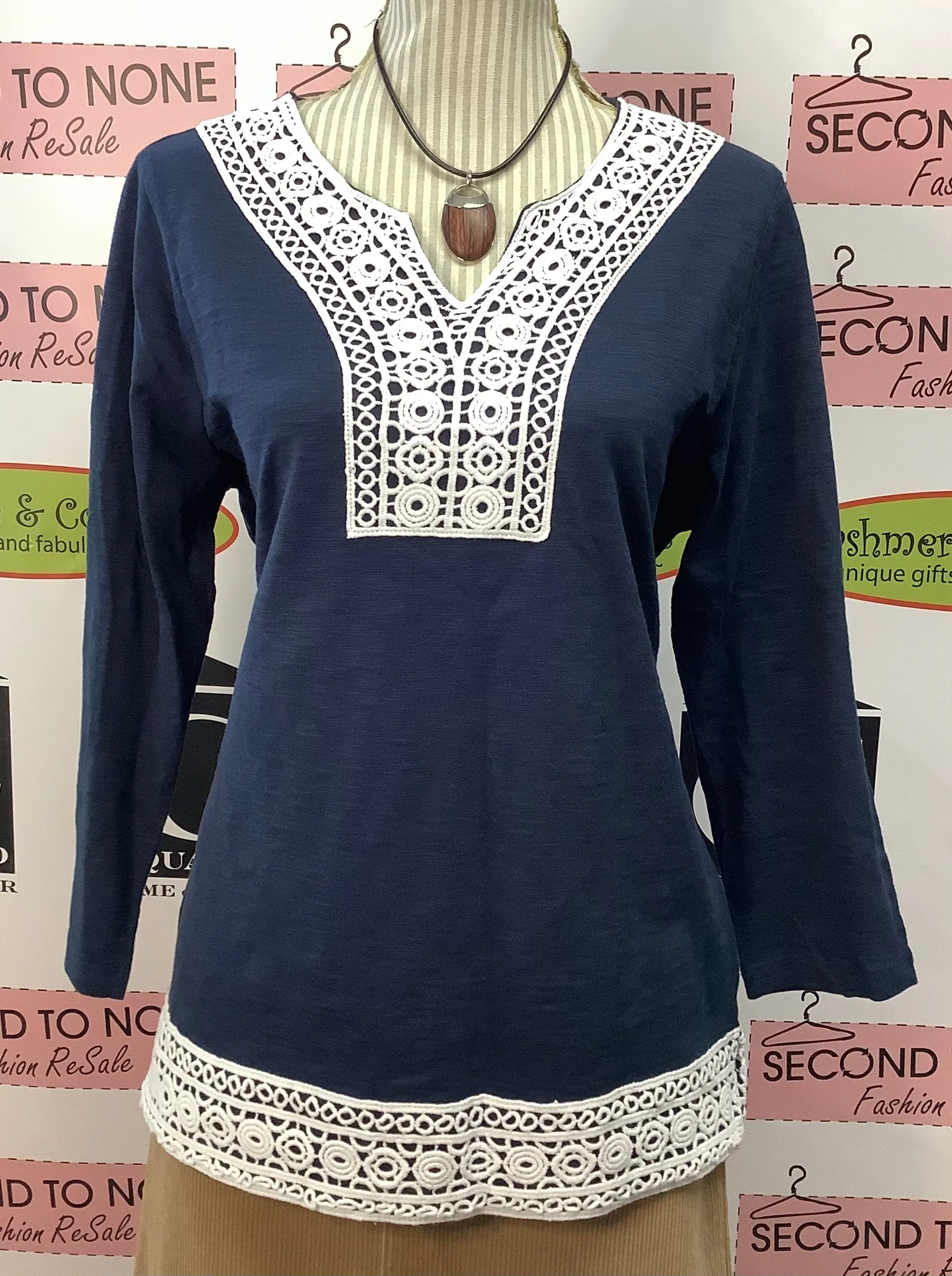 Navy & Lace Tunic Top (Size L)