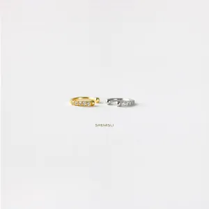 Simple CZ Ear Cuff, Earring No Piercing is Needed, Unisex, Gold, Silver SHEMISLI SF028