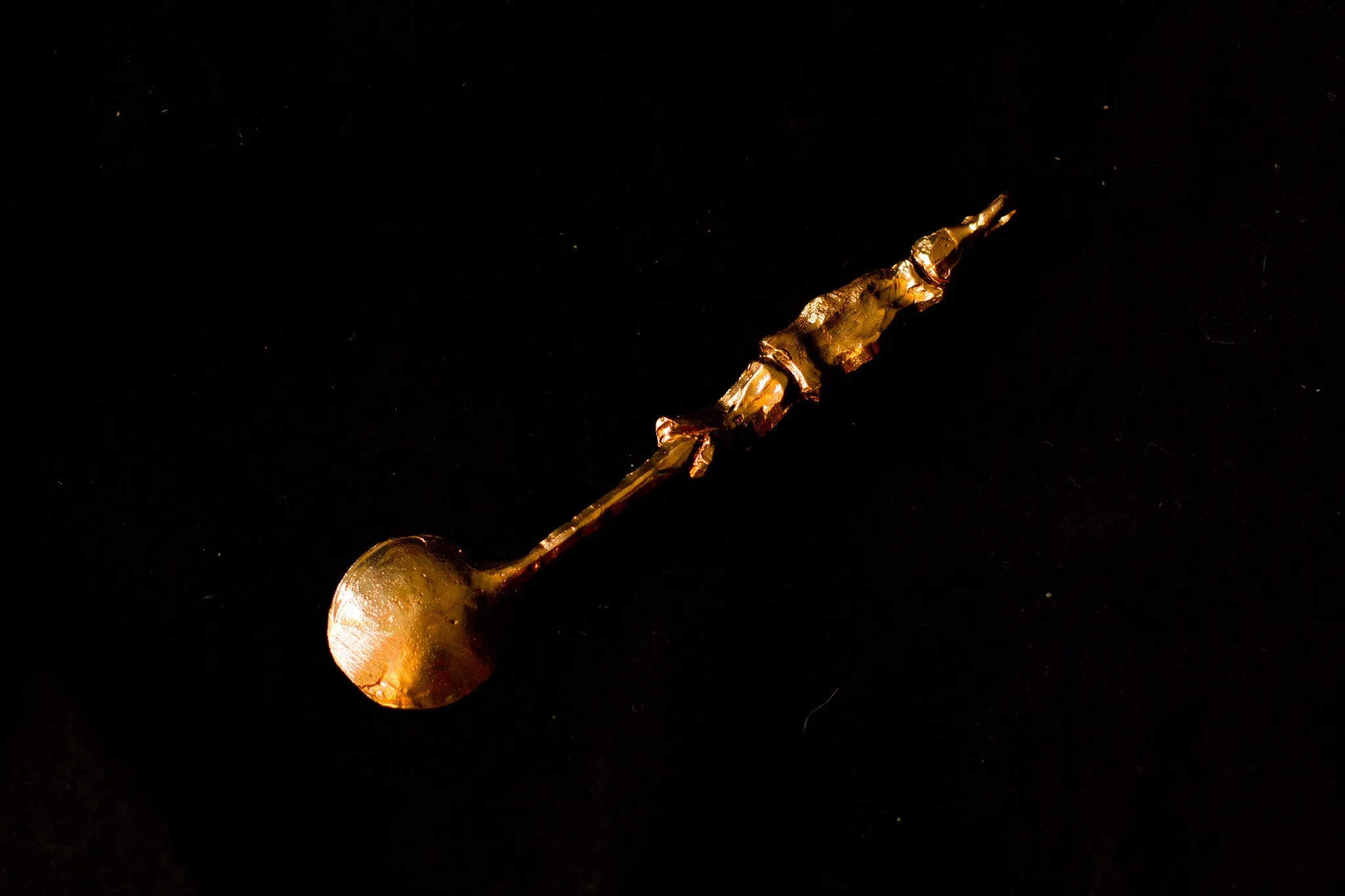 Spoon with with figure design - Y-41