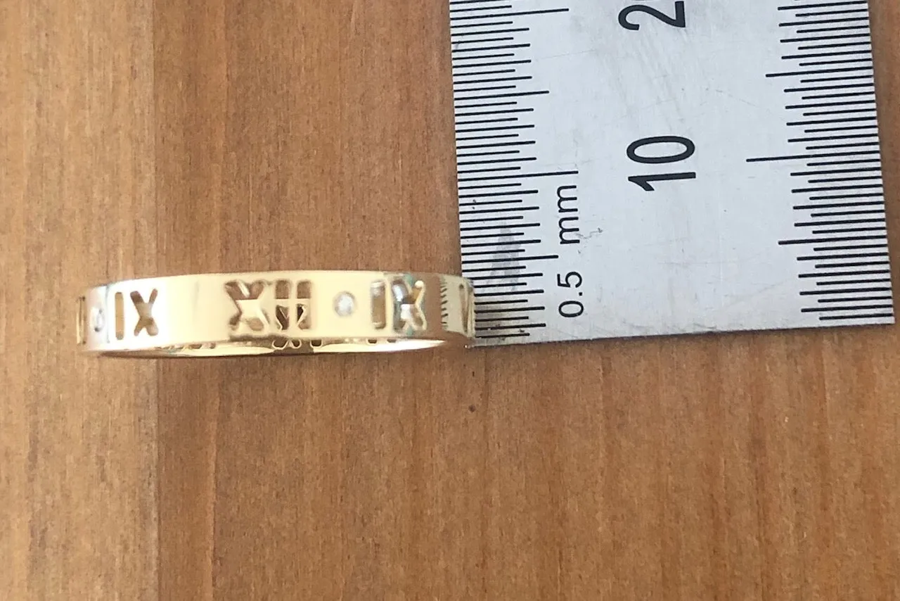 Tiffany & Co. Pierced Atlas Diamond Ring in 18ct Yellow Gold Size 9.5