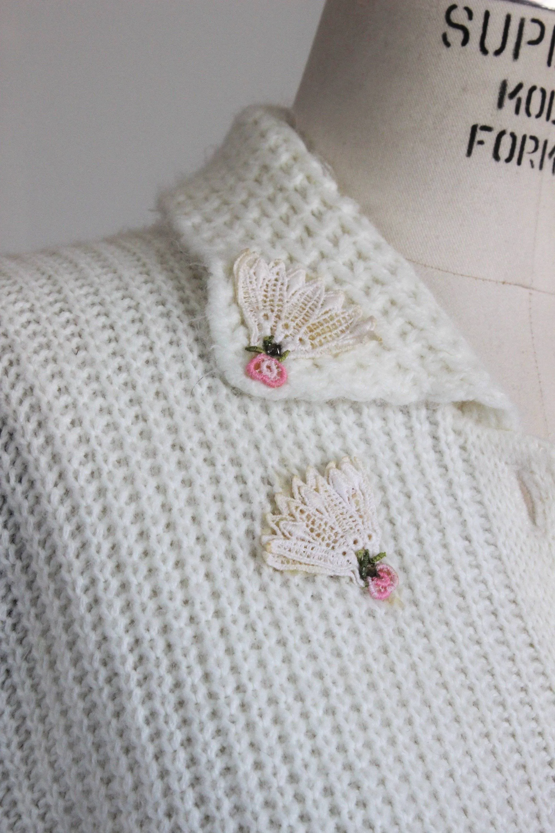 Vintage 1950s Off White Cardigan Sweater, with Fan Appliques