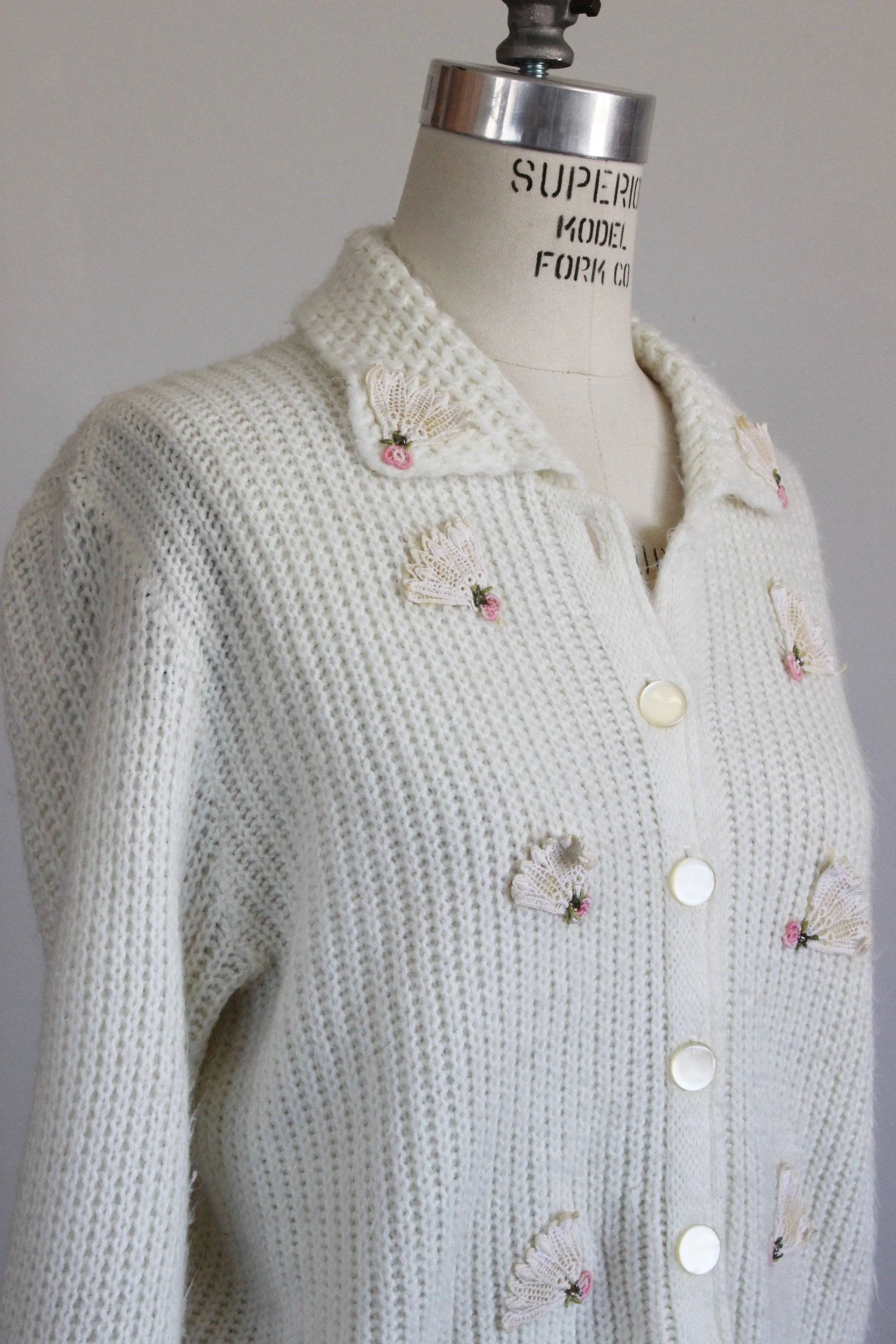 Vintage 1950s Off White Cardigan Sweater, with Fan Appliques